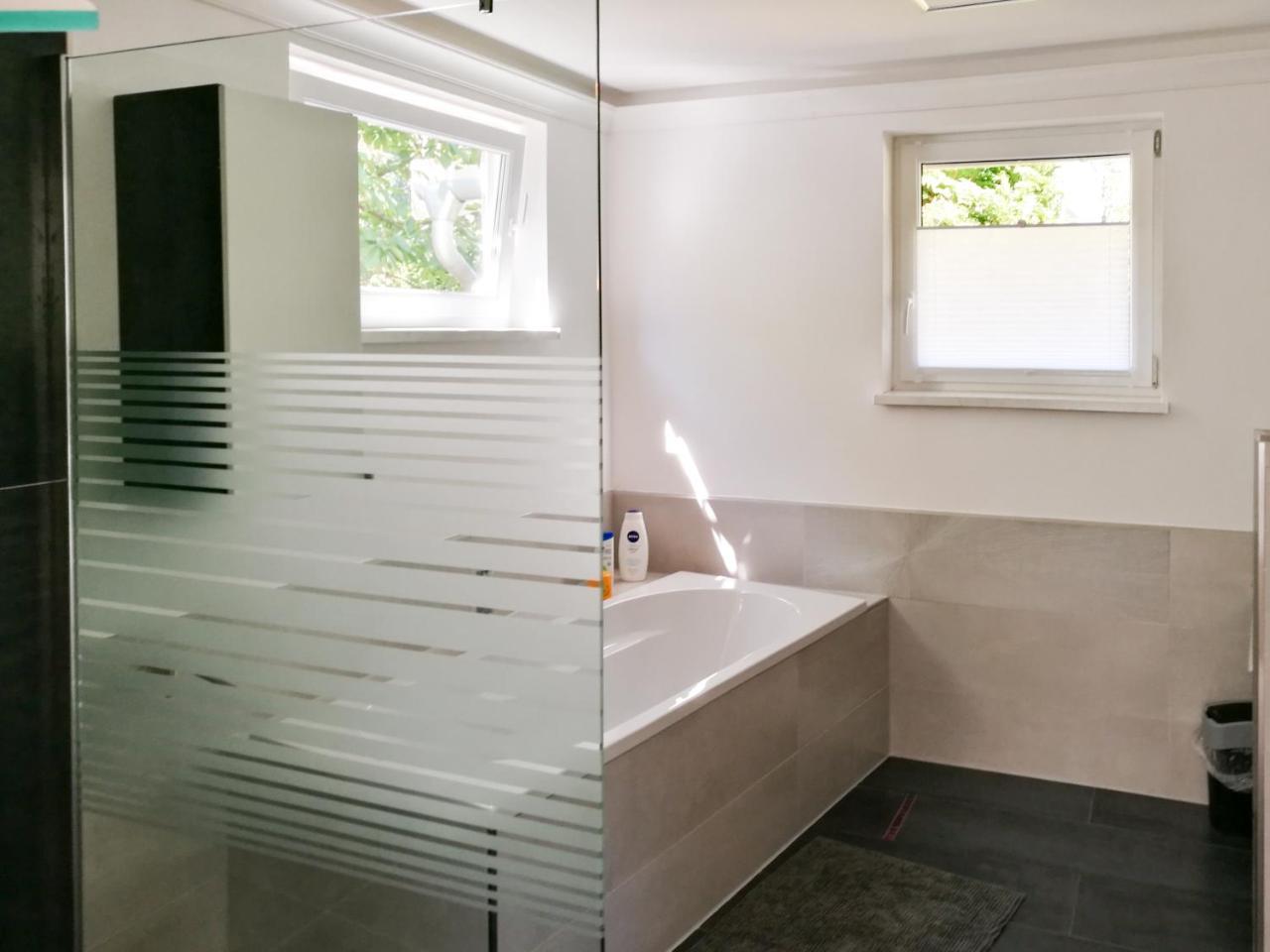 Ferienhaus Goermer Mit Wasserbett Schmolln  Bagian luar foto